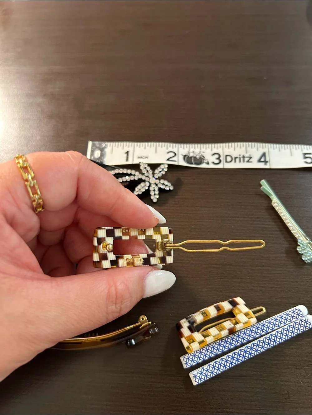 Mixed Decorative Hair Clips - Set of 8